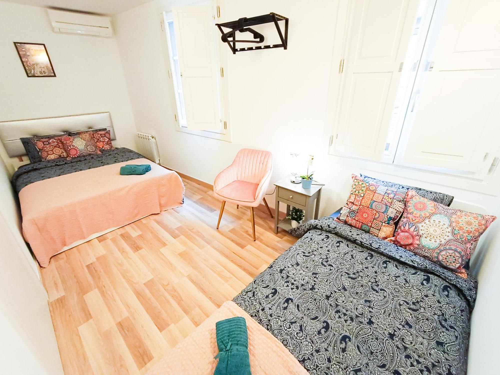 Private Rooms By La Rambla Barcelona Ngoại thất bức ảnh