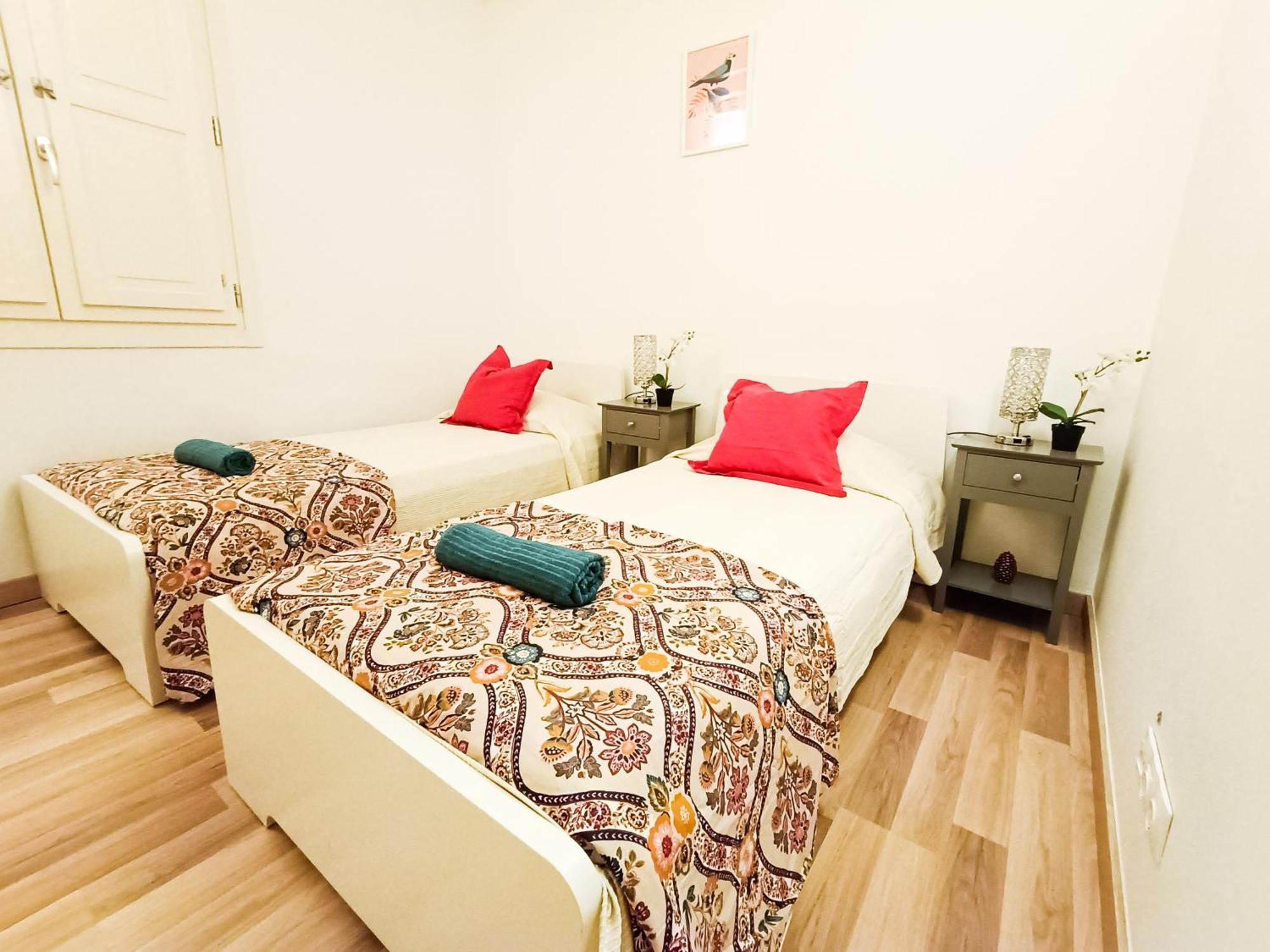 Private Rooms By La Rambla Barcelona Ngoại thất bức ảnh